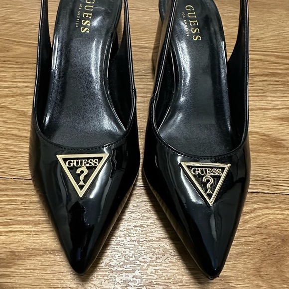 GUESS sling back sandals - Picture 4 of 11
